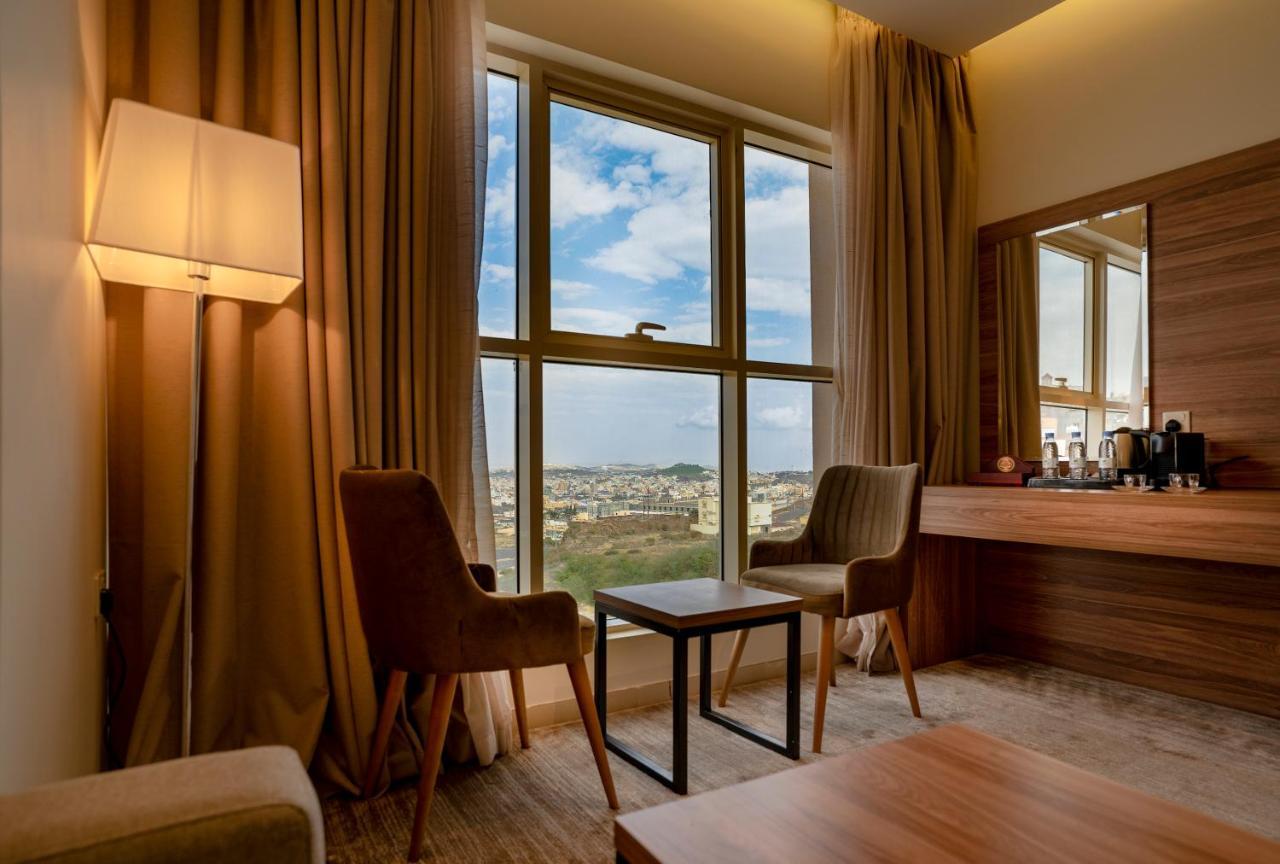 W Suites Hotel Abha Eksteriør billede